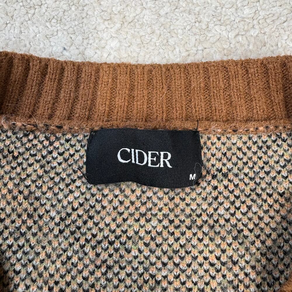 Cider Duck Pattern Contrasting V-Neck Button Down… - image 4